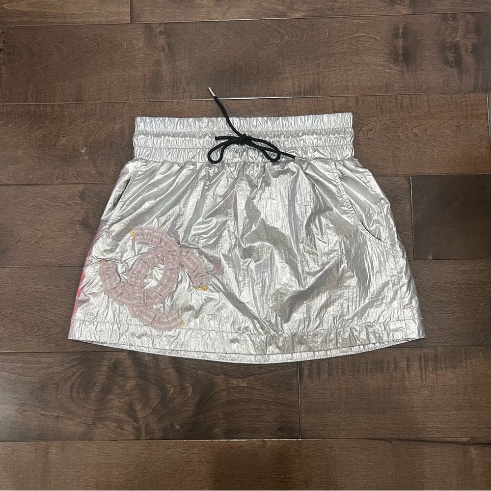 H&M Silver Metallic Mini Skirt